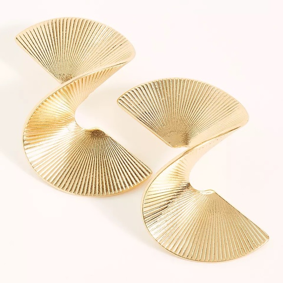 Gold Plated | Sculptural Twist Earrings D31 - Picture 2 of 7